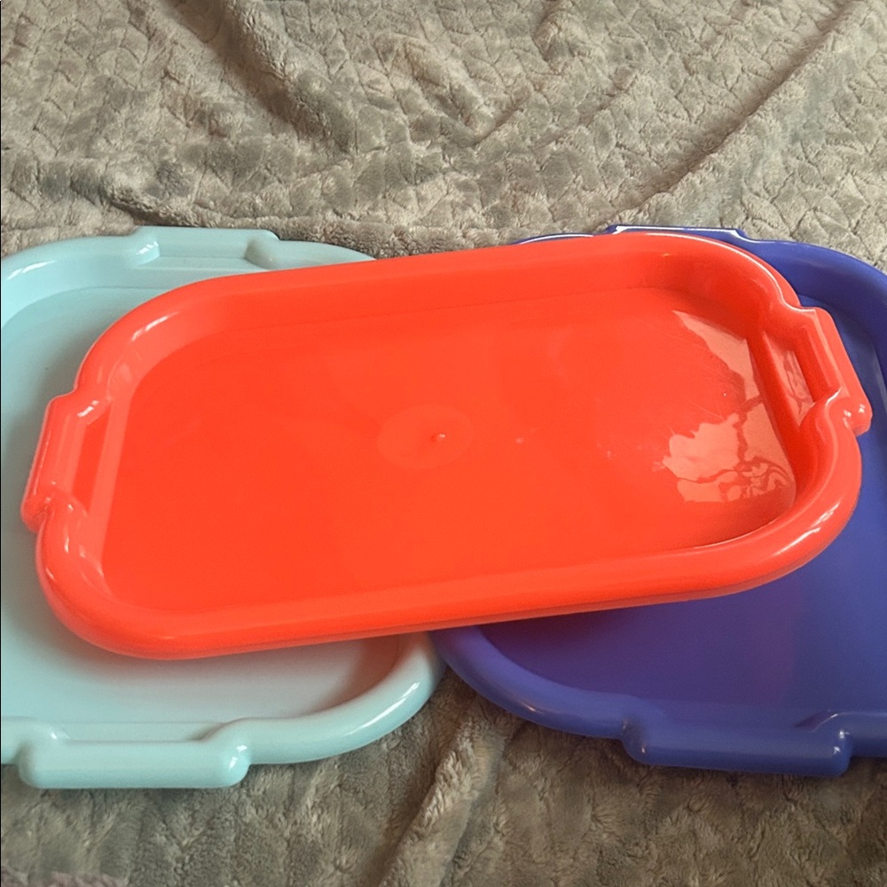 4 Colorful Serving Trays Set